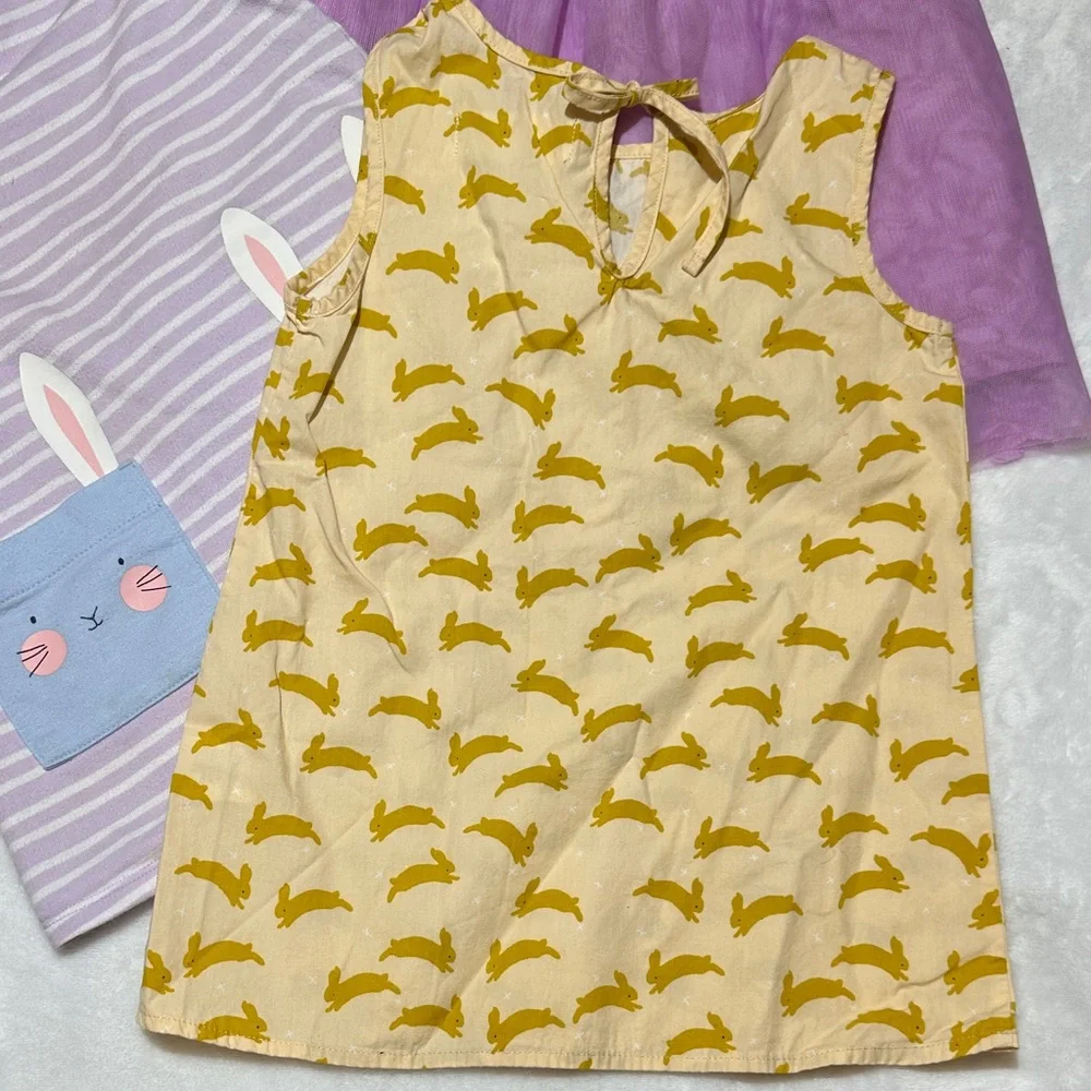 EUC girls 4pc Easter bunny bundle-3 dresses & pair of pajamas 3t
